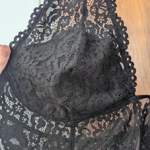 b. tempt'd by Wacoal Ciao Bella Thong Bodysuit (XL) - Picture 13 of 16